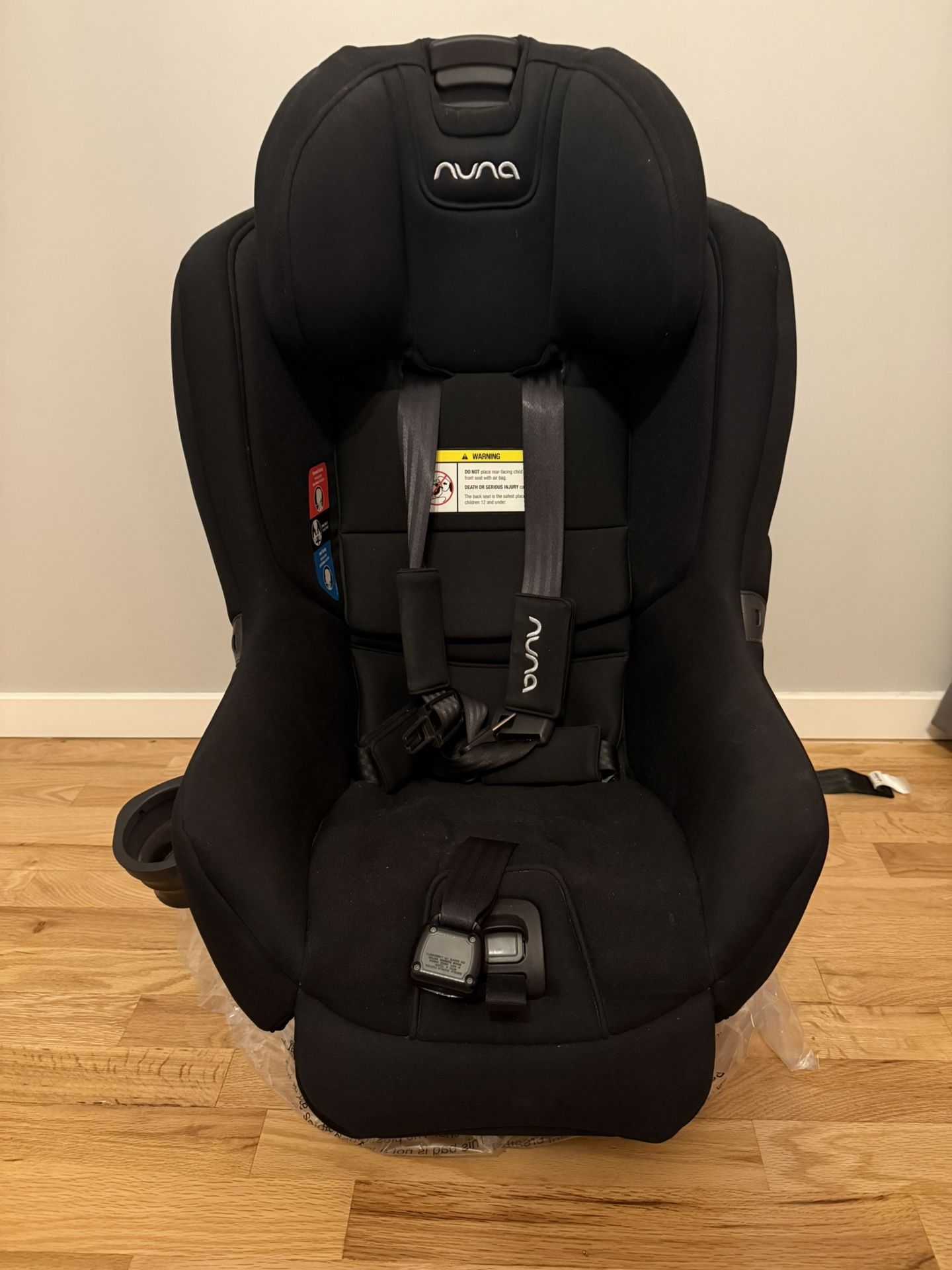 2019 NUNA RAVA CONVERTIBLE CAR SEAT - Black/ Caviar Color - Up To 65lbs