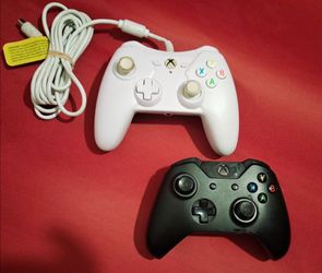 Xbox controllers bundle