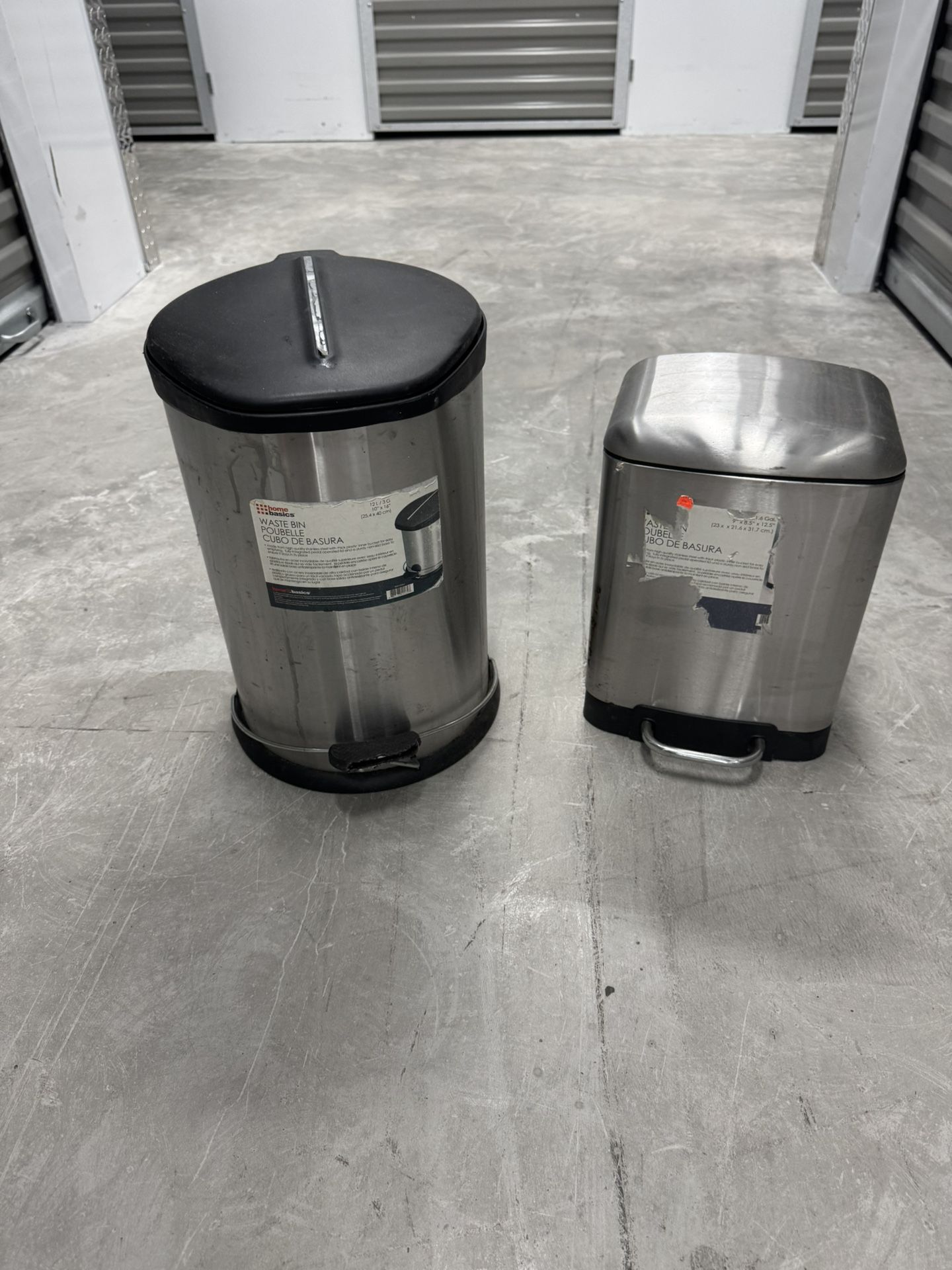 Trash trays
