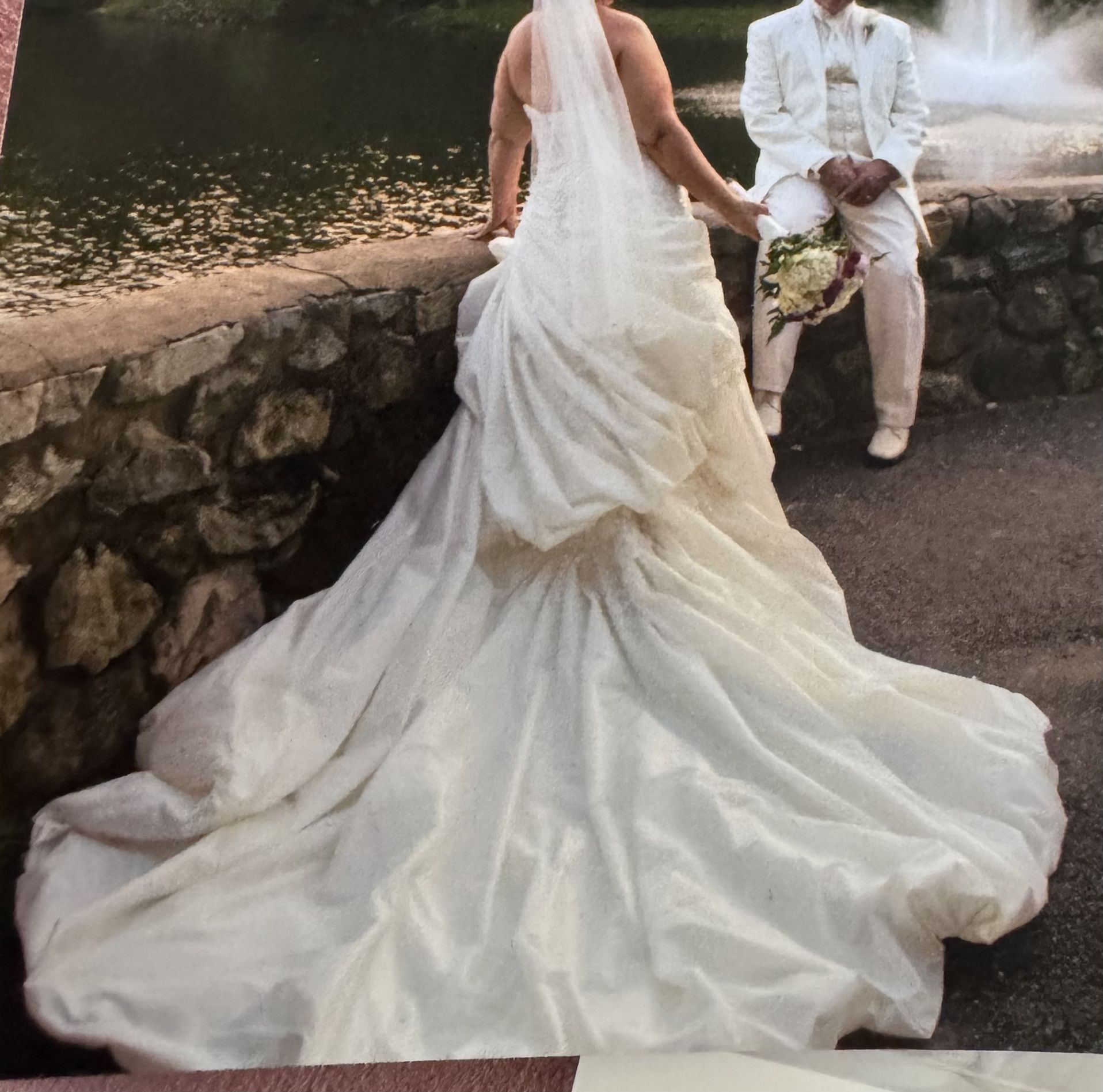 Ivory Precious Memories Wedding Dress