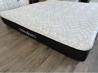 Brand new king size mattress king mattress firm mattress queen mattress full mattress twin mattress free delivery