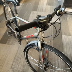 2021 Trek Fx2 Disc Brake 17.5 