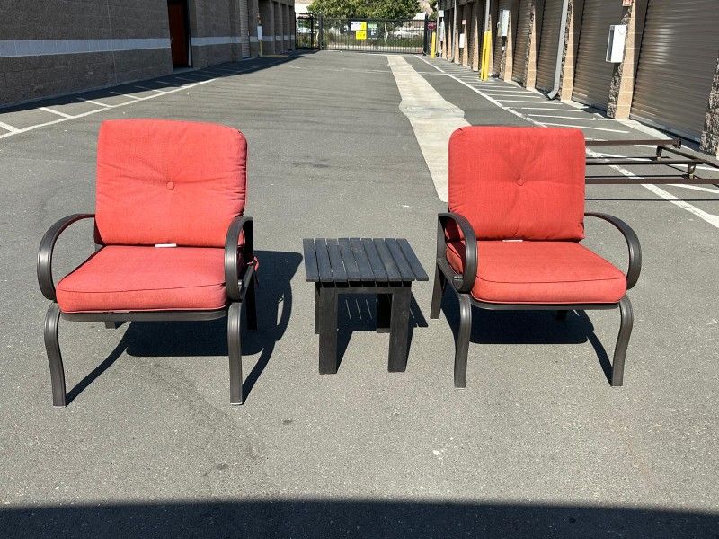 3 piece patio set / juego de patio de 3 piezas