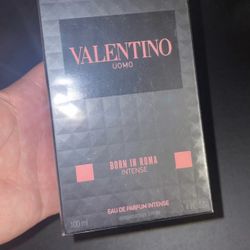 Valentino 