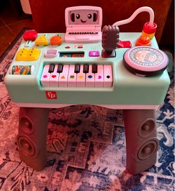 Fisher price laugh and learn mix and learn dj table