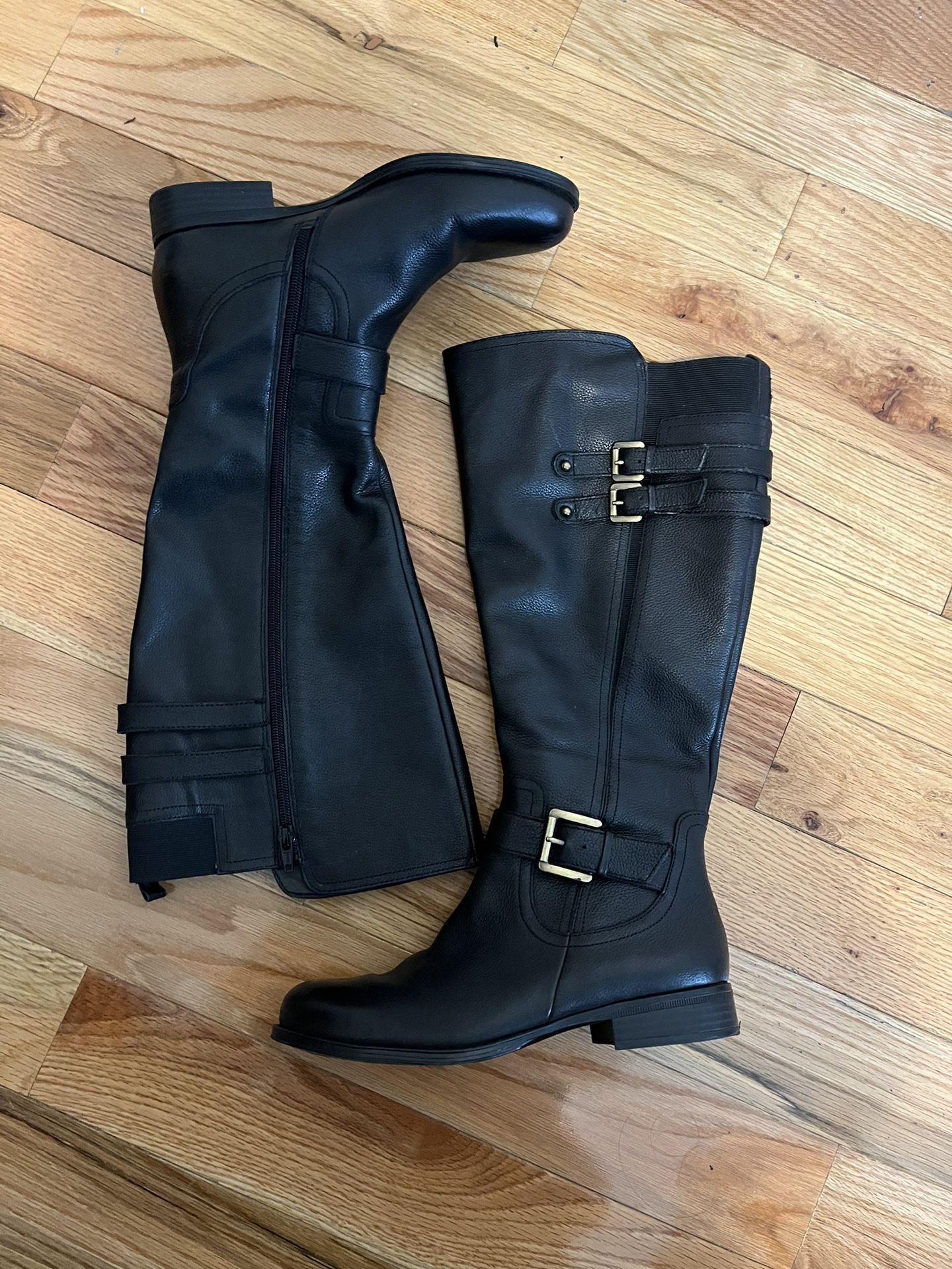 Size 8 Black Leather Knee High Boots