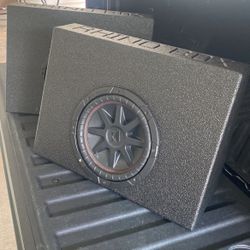 2   Subwofer  Kicker 10”  Rhino Box
