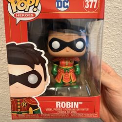 Funko Pop! Vinyl: DC Universe - Robin #377 w/ protector
