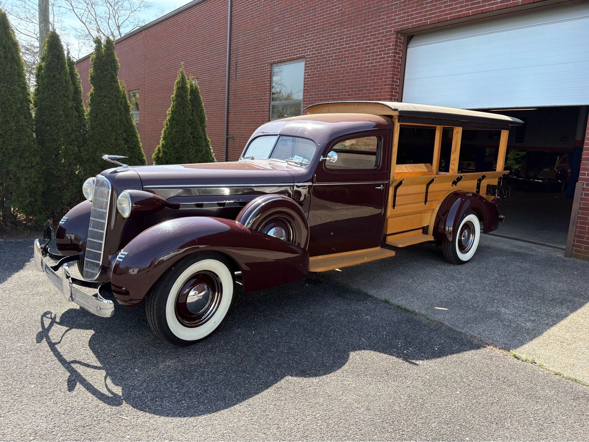 1936 LaSalle Custom "Flower/Fruit Truck"