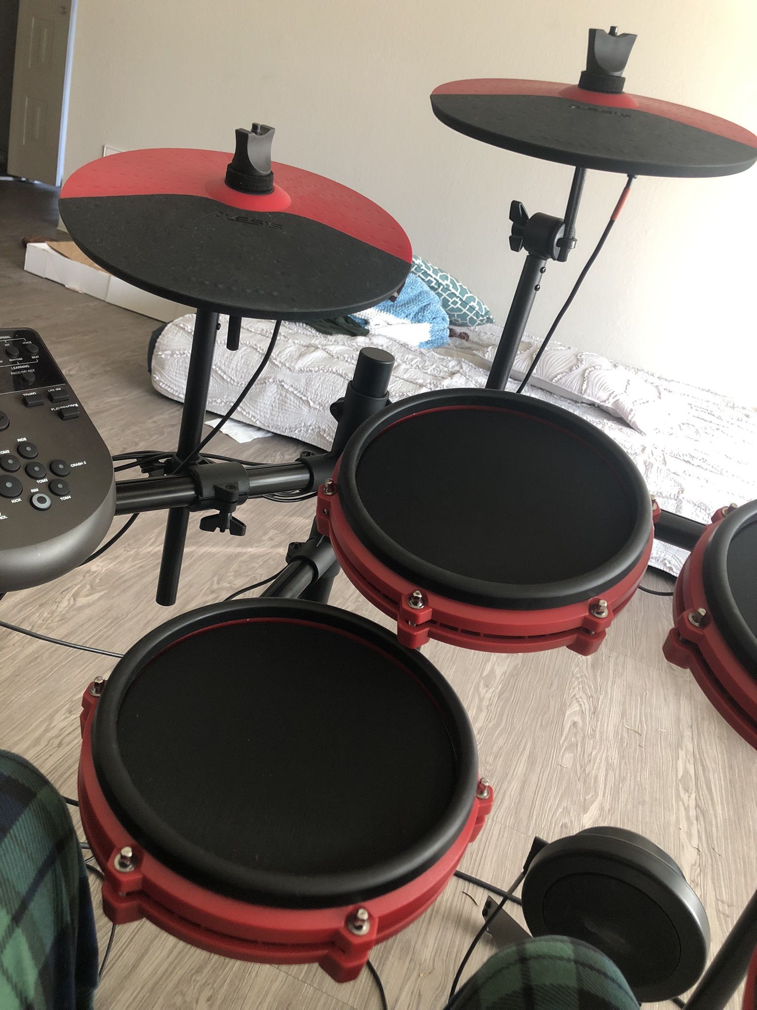 Alesis Express Nitro Mesh Electric Drum Set