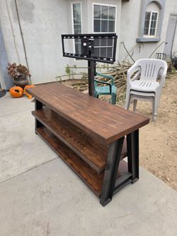 TV table