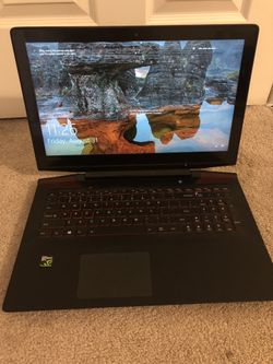 Lenovo y700 17” gaming laptop