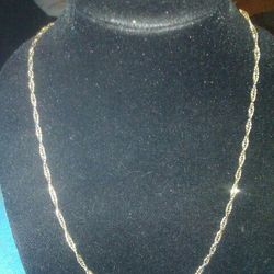 Silver Italy Chain .9.5 Gram Size 22 In A Twist Chain