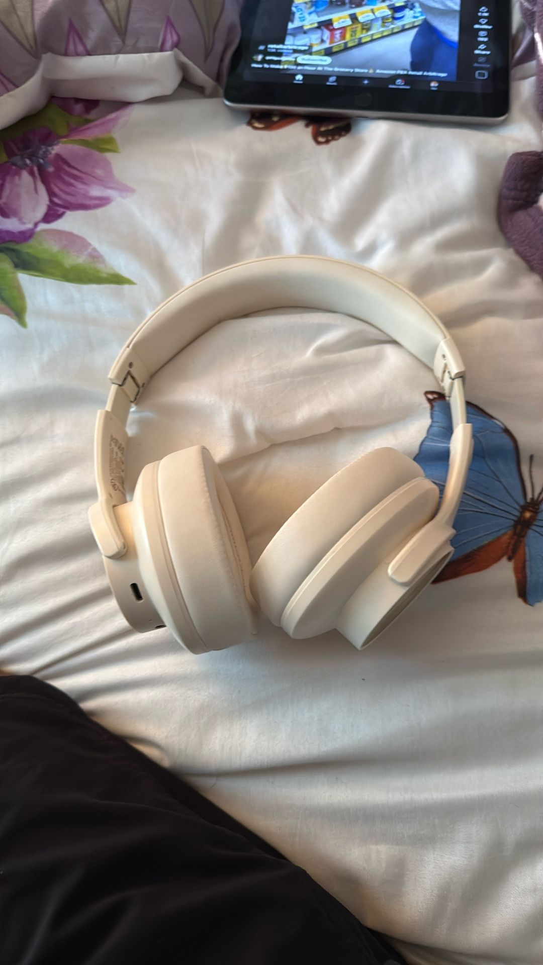 Nice Head Phones Picum 8