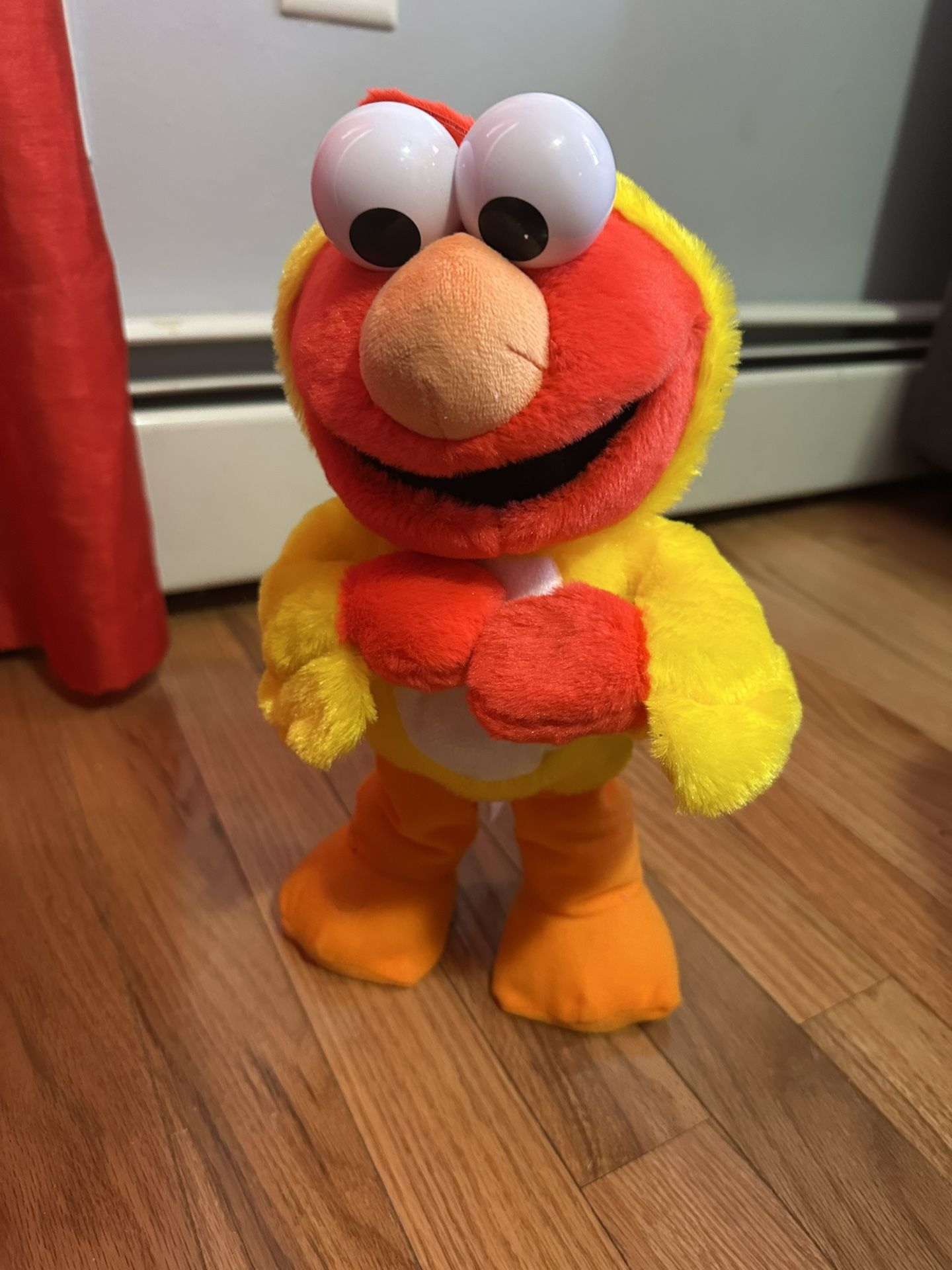 Sesame Street Chicken Dance Elmo plush