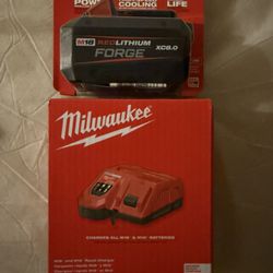 M18 Forge 8.0 Battery With Rapid Charger 
