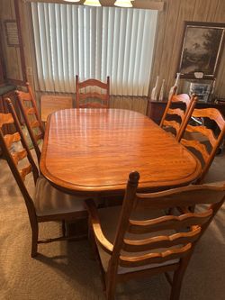 Dining room table