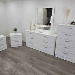 Dresser Whit Mirror , Chest And 2 Nightstands - Cómoda Con Espejo , Gavetero Y 2 Mesitas De Noche 