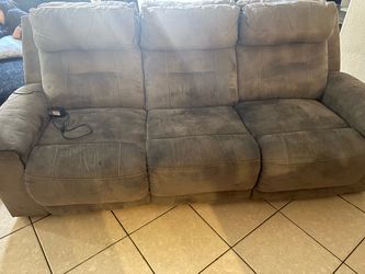 Recliner couches