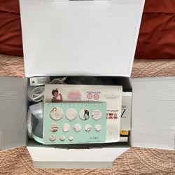 Breast Pumps + Breast Pads