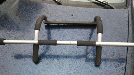 Pull up bar