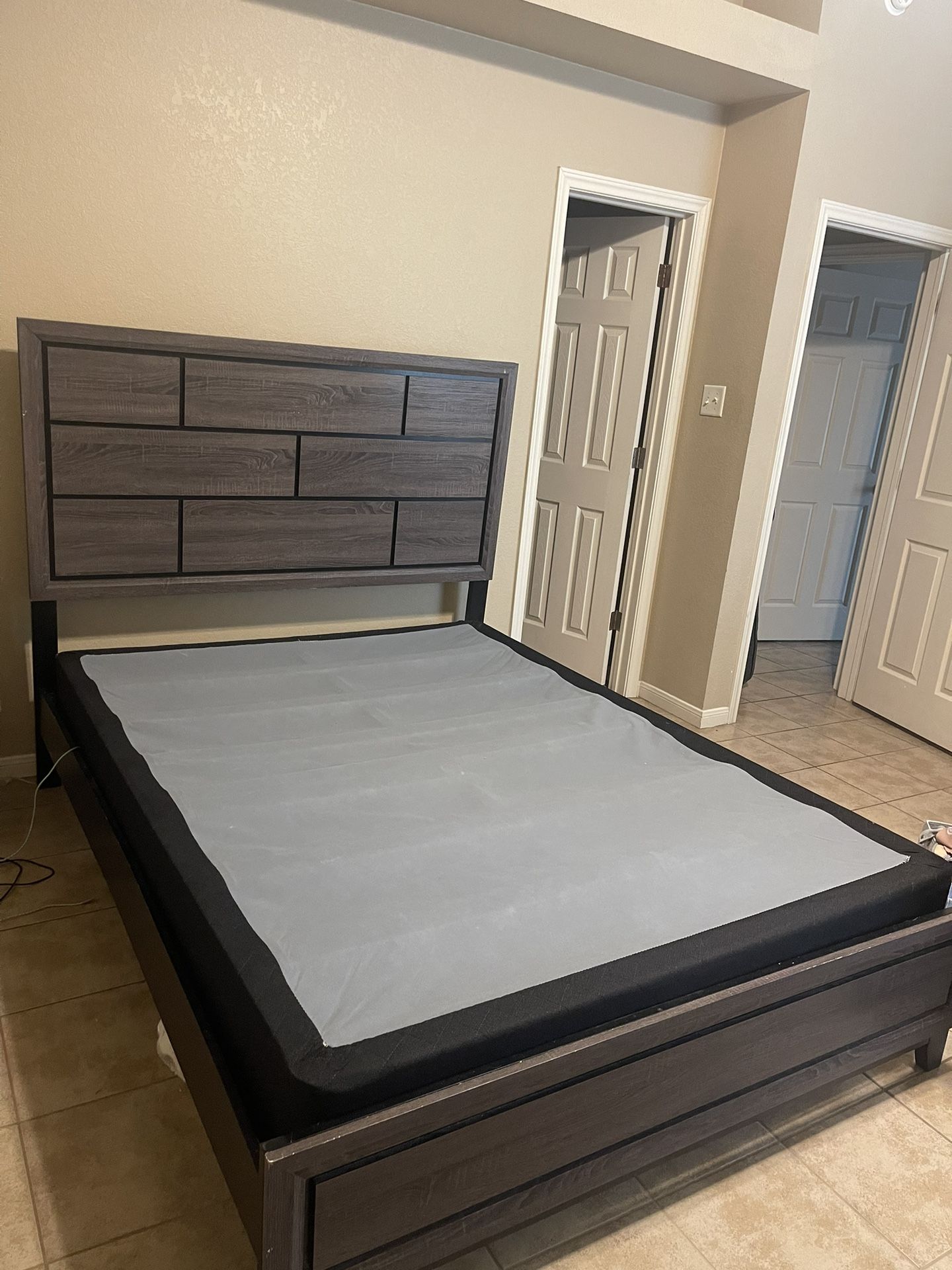 Bedroom set 