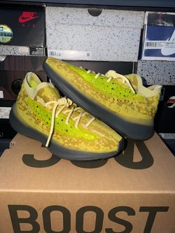 Adidas Yeezy Boost 380 'Hylte Glow’ Size 11