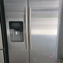 Samsung Stainless Steel Side-By-Side Refrigerator