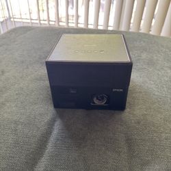 Epson EpiqVision Mini