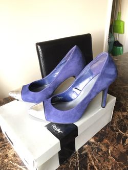 HIGH HEELS