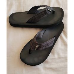 Women's Reef Flip Flop Sandals Black, Size 7