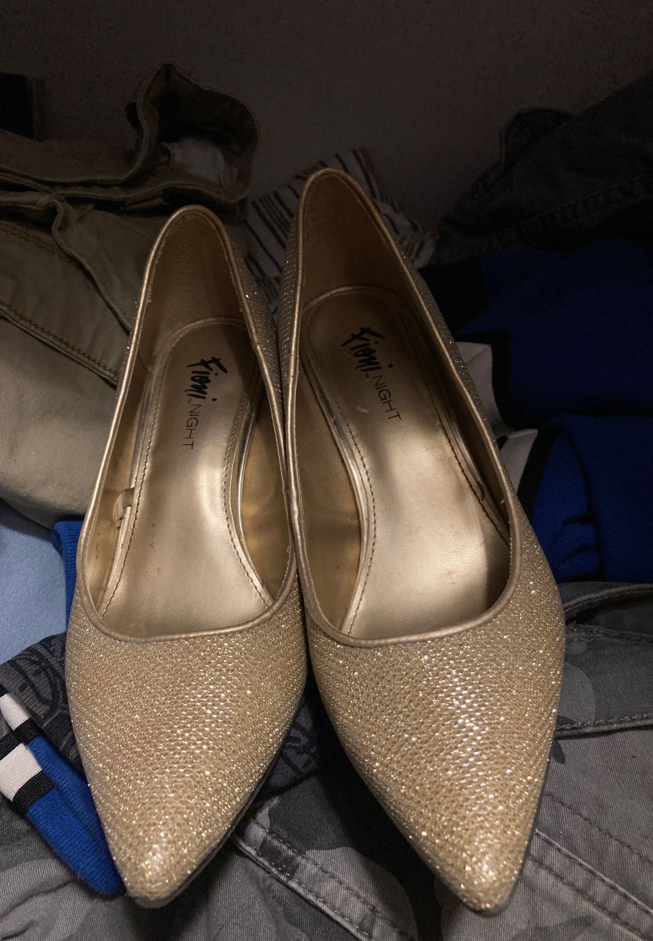 Gold sparkle heels size 5.5