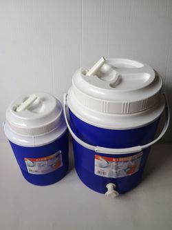 Igloo 2 Pcs Insulated Jugs Blue  - 25.00