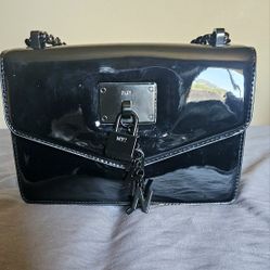 Elissa Small Adjustable Strap Crossbody Shoulder Bag In Black/black