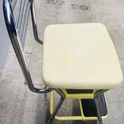 Mid Century 1950’s Metal Step Stool, And Seat. Great Condition 14 Inches On Seat  24 Inches Tall Floor To Seat