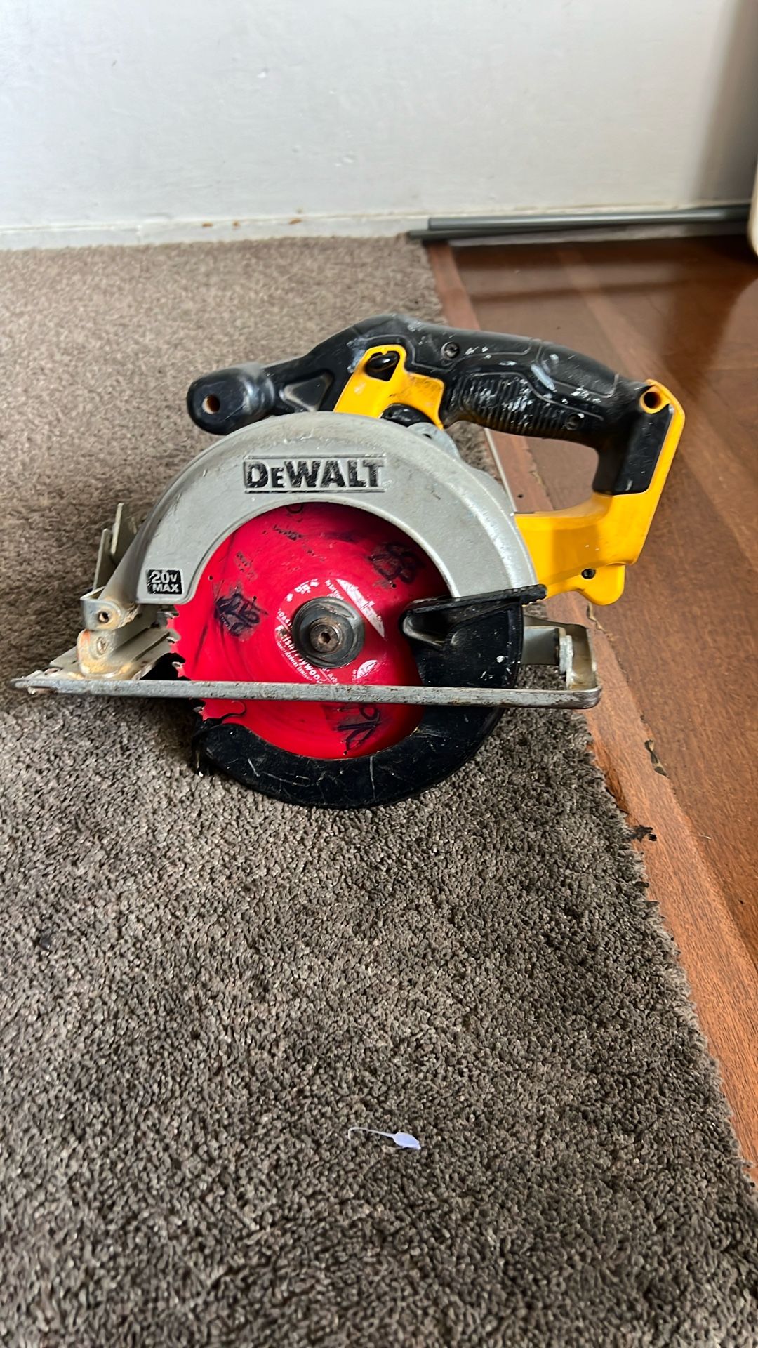20V MAX Cordless Brushless 6-1/2 in. Sidewinder Style Circular Saw (Tool Only)