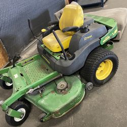 John Deere 757