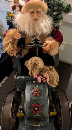 Kirkland Signature Decorative Santa In A Car Centerpiece Christmas Decor 20"x17"