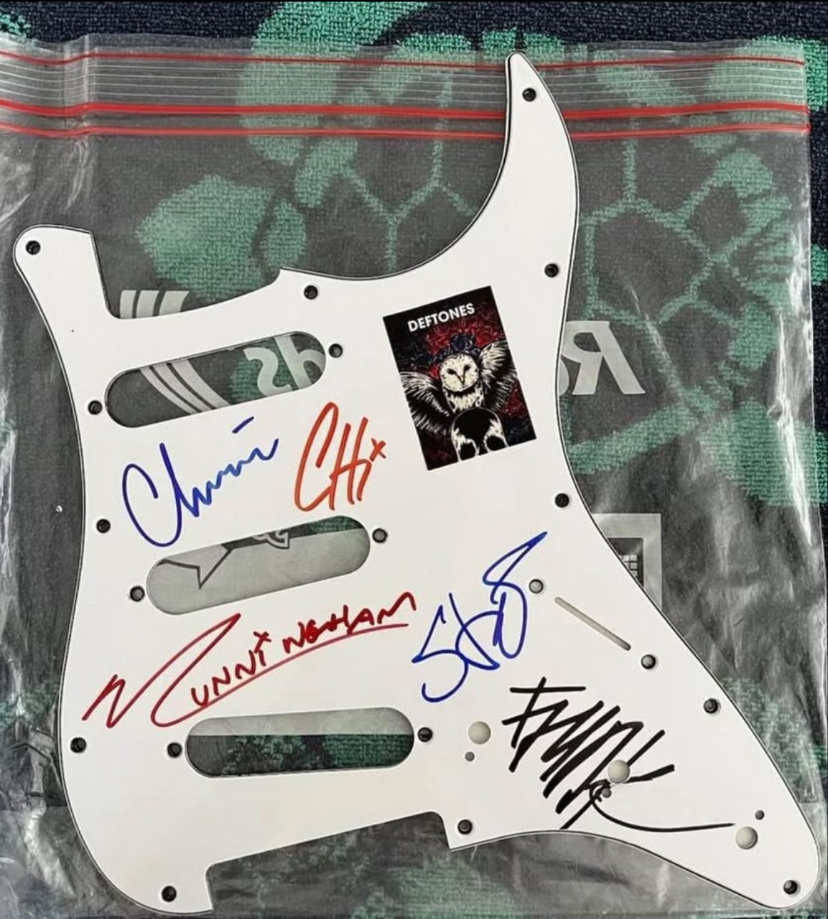 Deftones Original Band Members Autographed Pick Guard COA Included