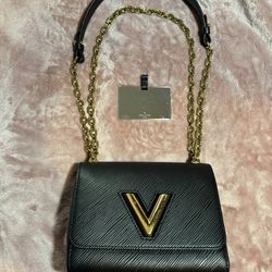 Louis Vuitton Twist MM Epi Leather