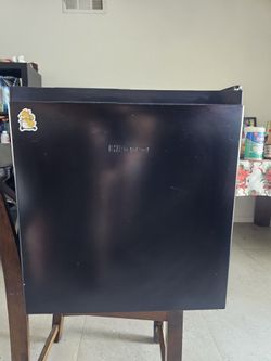 1.6 cu. ft. Compact Refrigerator