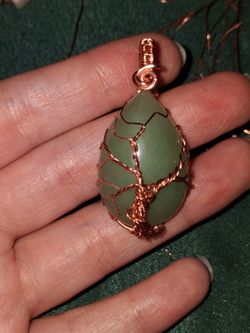 Green aventurine tree of life pendant
