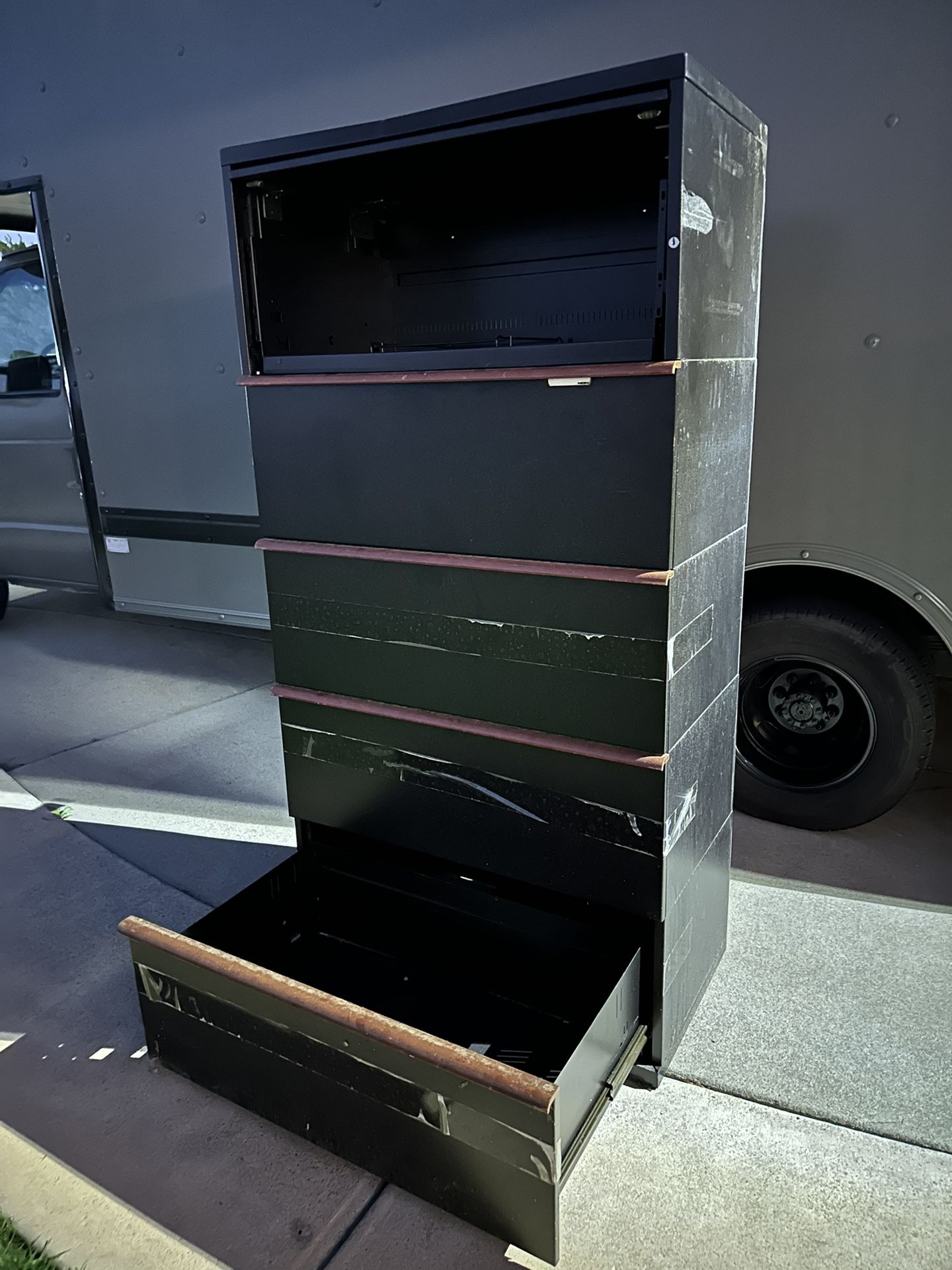 Very Heavy Duty Filing Cabinet
