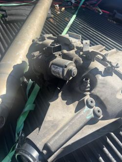 2012 Chevy Silverado 4x4 Rear Drive Shaft