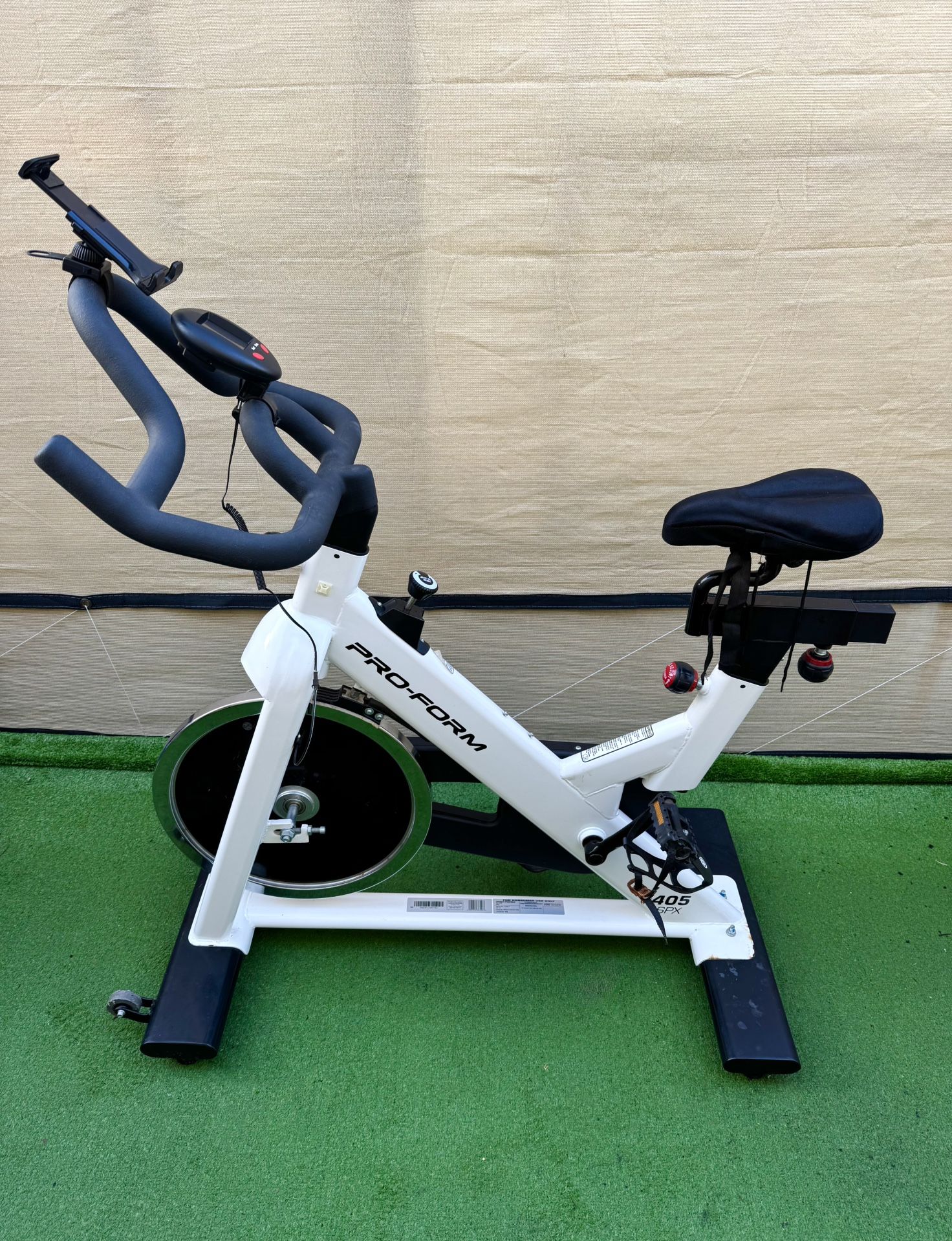 EXERCISE BIKE (ProForm 405 SPX)