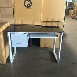 Computer Desk With 2 Drawers