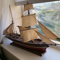 wooden vintage ship