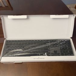 Apple Bluetooth Wireless keyboard 