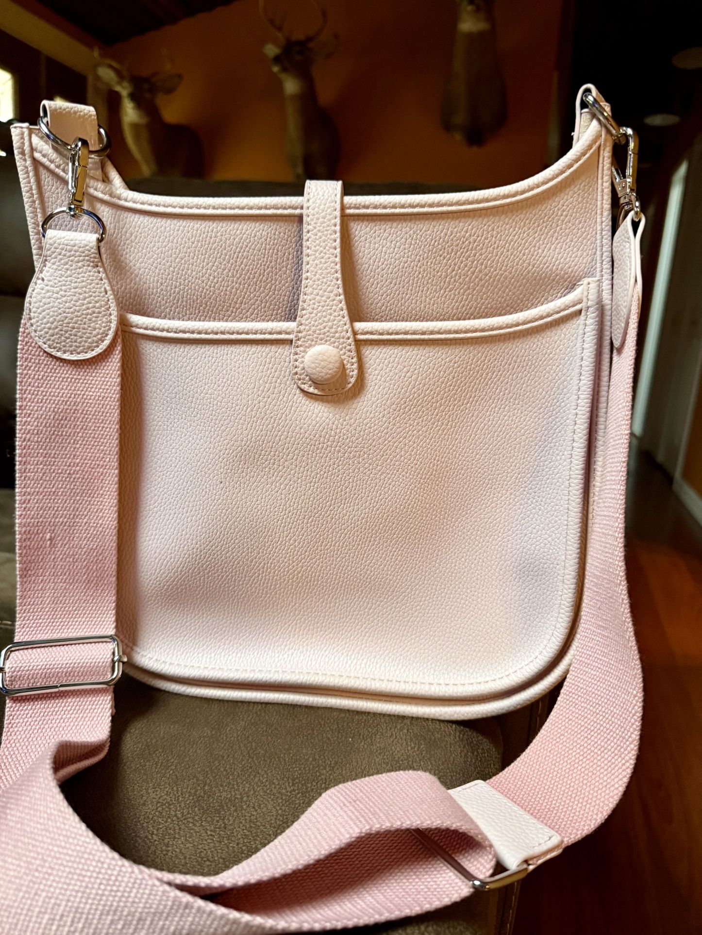 PINK LEATHER CROSSBODY