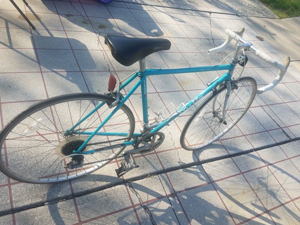 Vintage lotus road bike